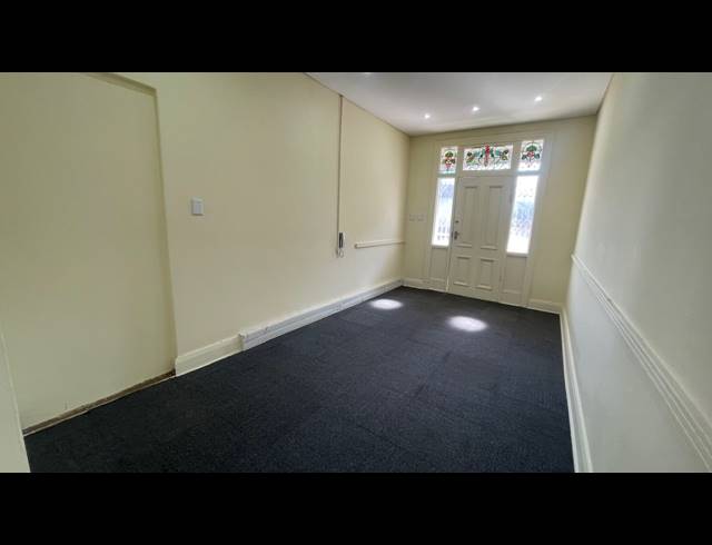 330M² BUSINESS FOR SALE IN WINDERMERE